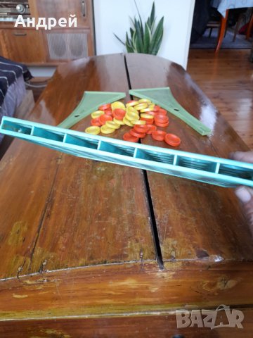 Стара игра Четири Печеливши, снимка 4 - Други ценни предмети - 40192699