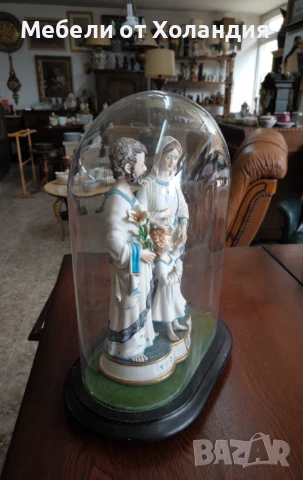 Порцеланова статуетка Capodimonte, снимка 13 - Статуетки - 50999877