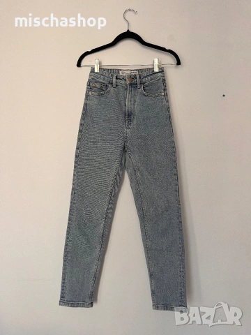 Mom дънки Stradivarius - 32/XXS размер, снимка 2 - Дънки - 53709470