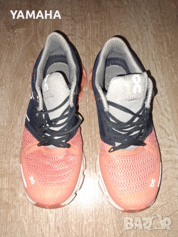 On cloud  Swiss  Дамски Маратонки 36, снимка 2 - Маратонки - 42194115