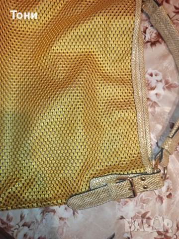 Нова Златиста Дамска Чанта , снимка 12 - Чанти - 52406857