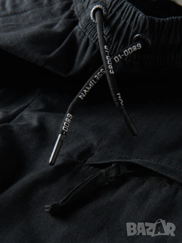 Нов черен панталон долнище Reserved 170 см, снимка 5 - Панталони - 53762159