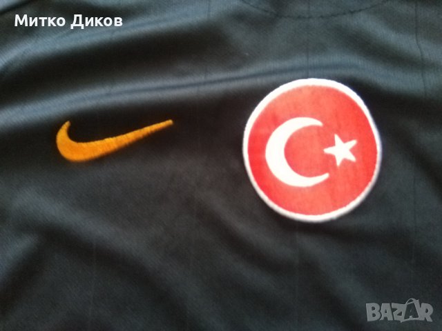 Галата Сарай футболна тениска 2015-2016 домакини №15 Снайдер размер С, снимка 4 - Футбол - 41497410