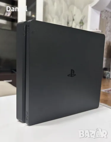 Playstation 4 с 2 контролера и акаунт с 6 дигитални игри и една на диск., снимка 5 - PlayStation конзоли - 56104535