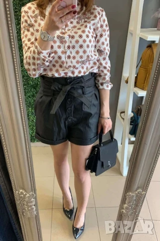 къси кожени панталонки 