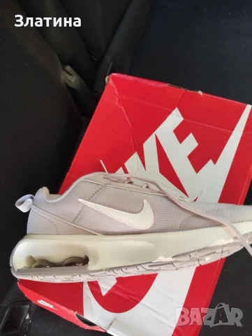 Чисто нови дамски маратонки Nike Air , снимка 6 - Маратонки - 50984908