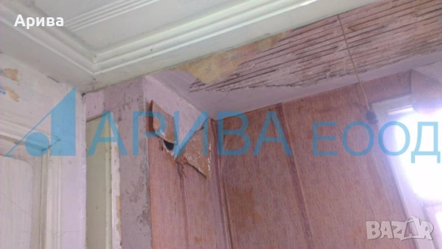 Самостоятелна двуетажна къща с двор в Хасково, снимка 7 - Къщи - 53087798