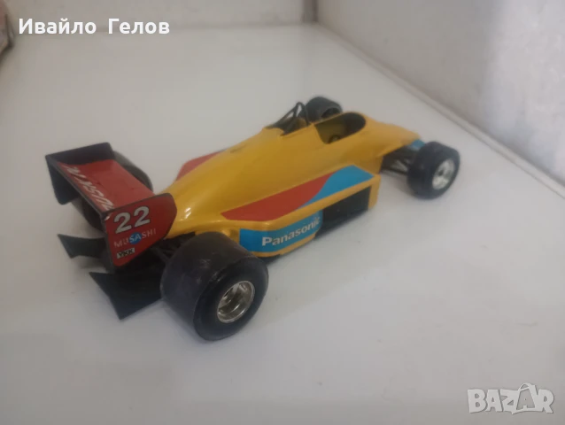 Колички Maisto+ Burago M1:24, снимка 16 - Коли, камиони, мотори, писти - 50490410