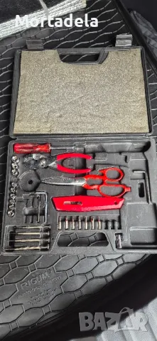 Кутия със инструменти