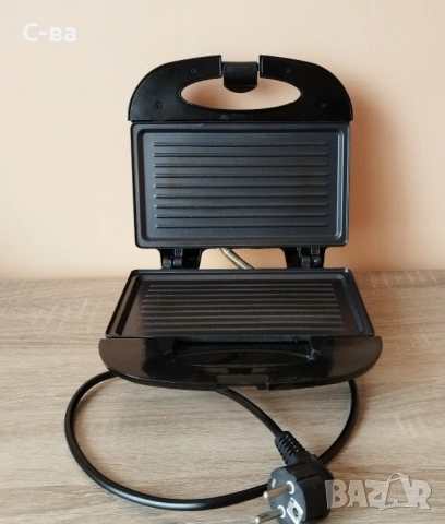 Сандвич тостер Rosberg , снимка 4 - Тостери - 53293631