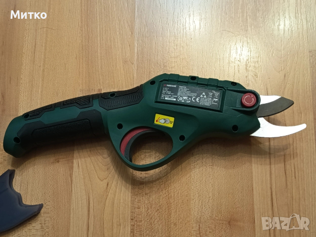 Акумулаторна градинска ножица PARKSIDE paas 4 a1, снимка 3 - Градинска техника - 53698331