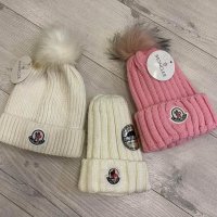Зимни маркови шапки , снимка 1 - Шапки - 38947534