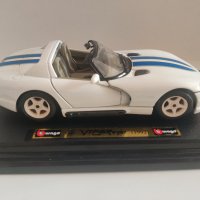 Метална количка Bburago 1992 DODGE VIPER RT/10 1/24, снимка 1 - Колекции - 39891100