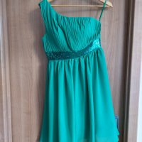 зелена рокля, снимка 1 - Рокли - 40619360