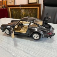 Метална количка на Porshe 911 Turbo Black. №4476, снимка 2 - Колекции - 42012568