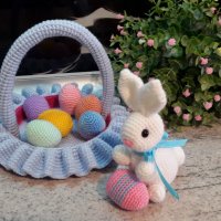 Великденски подаръци. Зайчето +7 яйцата в кошницата. Плетена играчка. Ръчно изработени., снимка 9 - Плюшени играчки - 40207405