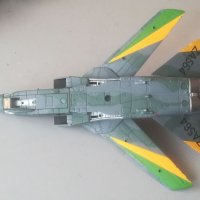 Самолет Panavia tornado AZ 564. Военен. Истребител. Макет 1/72. Corgi, снимка 12 - Колекции - 39348103