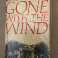 Gone With the Wind- Margaret Mitchell, снимка 1 - Други - 36323162