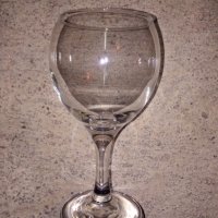 Комплект стари чаши за вино/аперитив - 7 бр. , снимка 1 - Антикварни и старинни предмети - 42275665