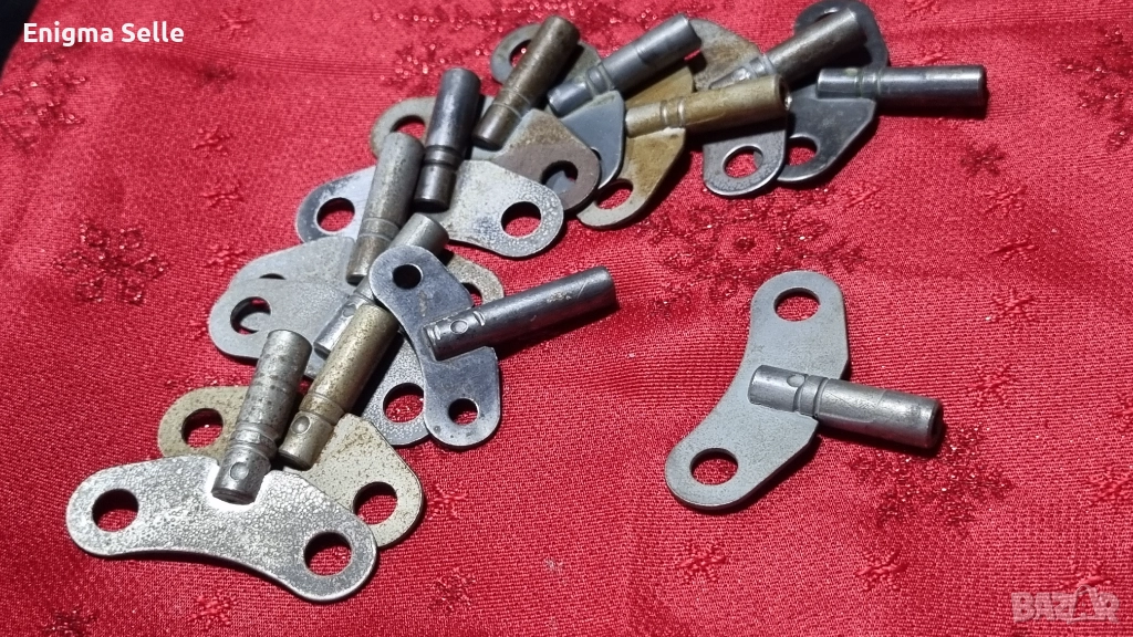 Стар ключ, ключе за стенен, каминен часовник, снимка 1