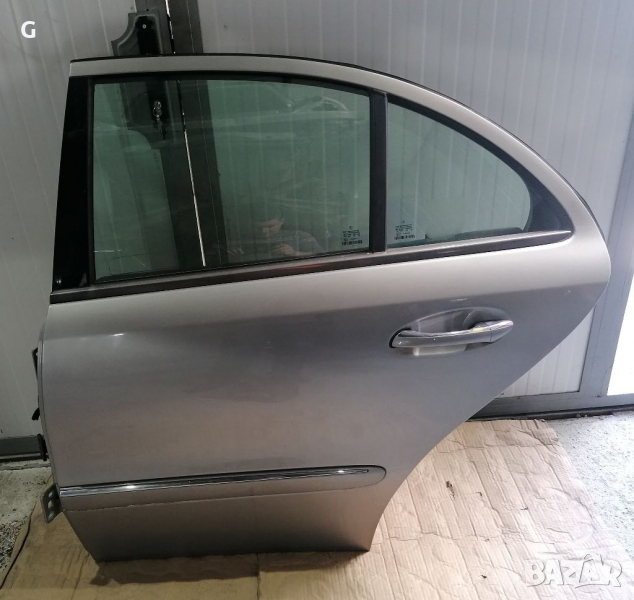 Задна  Лява врата W 211 Е класа , снимка 1