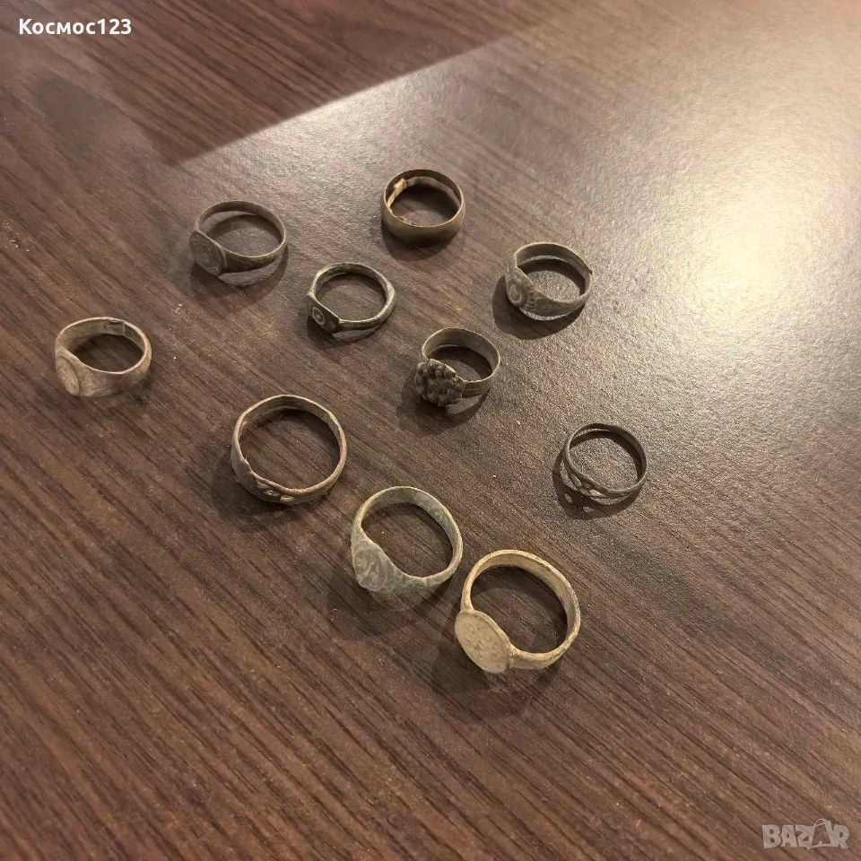 Лот стари средновековни възрожденски пръстени., снимка 1