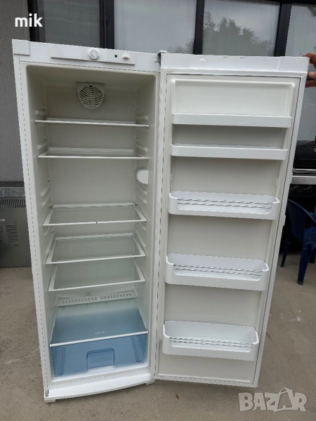 Хладилник - Охладител Bosch 170см , снимка 1