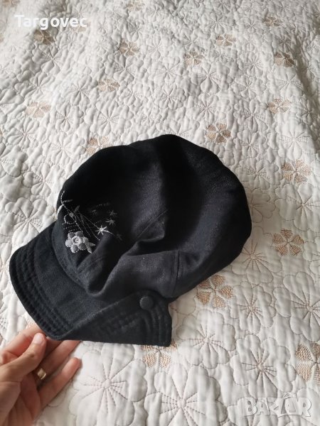 Дамска шапка, снимка 1