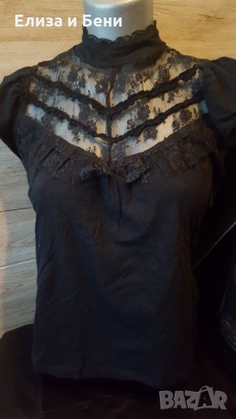 готик романтик вампир Дракула блуза с висока дантелена яка марка Dorothy Perkins , снимка 1