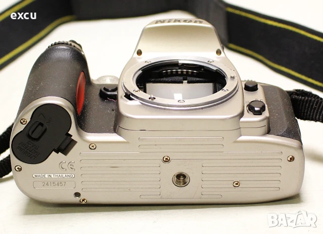 Фотоапарат Nikon F80, снимка 4 - Фотоапарати - 50020641