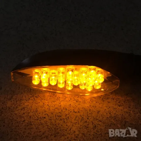 Двуцветни 12V диодни мигачи с бяла среда 2 броя, снимка 4 - Аксесоари и консумативи - 55865955