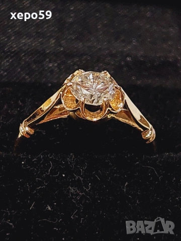 СССР-Златен дамски пръстен с еднокаратов якутски брилянт.Червено руско злато 853., снимка 5 - Пръстени - 53479320