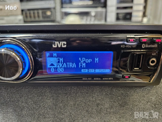 Авто радио JVC KD-R921BT  В отлично техническо и визуално състояние., снимка 2 - Аксесоари и консумативи - 53491829