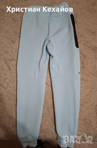 Nike Tech Fleece , снимка 4 - Спортни дрехи, екипи - 56382841