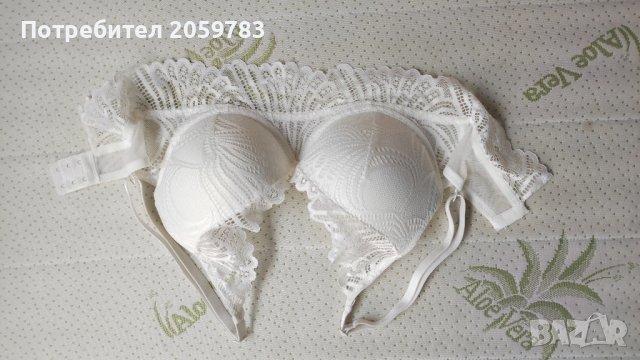 Бял сутиен бриджитка на Венера стил и др.моделчета , снимка 3 - Бельо - 34251015
