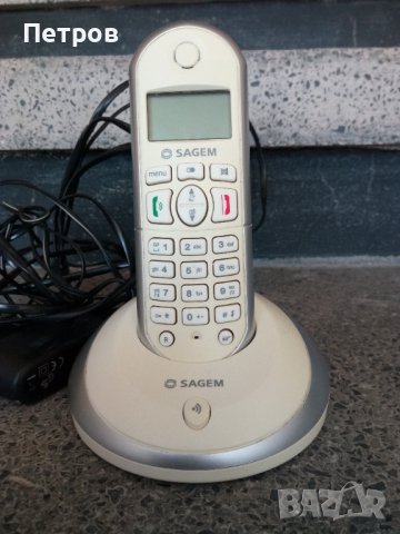 Продавам телефон-слушалка(не зная дали е работещ).