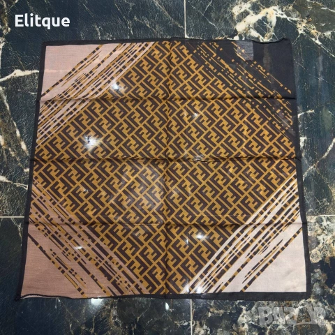 Копринен шал Висококачествена материя  Включена е кутия с марка 45x45 см fendi, снимка 5 - Шалове - 53289082