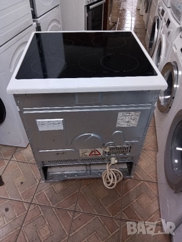 Свободно стояща печка с керамичен плот Бош Bosch с две години гаранция!, снимка 7 - Печки, фурни - 52082731