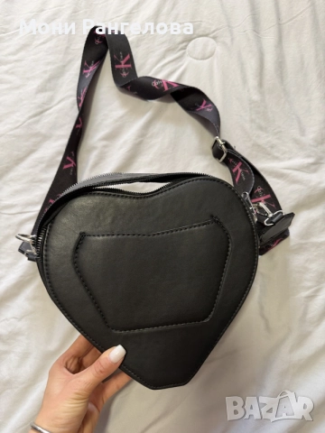 Дамска чанта Calvin Klein Jeans, снимка 4 - Чанти - 55778879