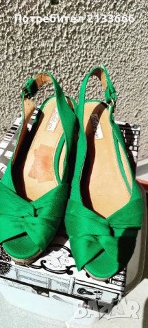Дамски сандали