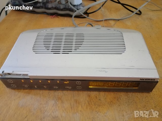 Радио за кухня SANGEAN UCR-100, снимка 7 - Радиокасетофони, транзистори - 42716938