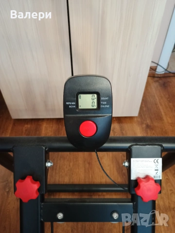 Степер за стълби с дръжка с дисплей