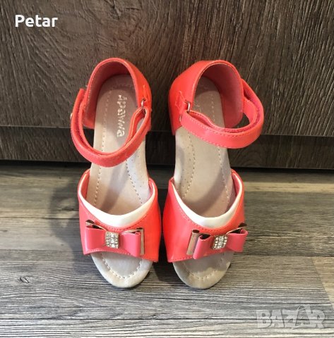 Детски Сандали Apawwa 29 номер (Размер на Стелката 18 см), снимка 3 - Детски сандали и чехли - 41118926