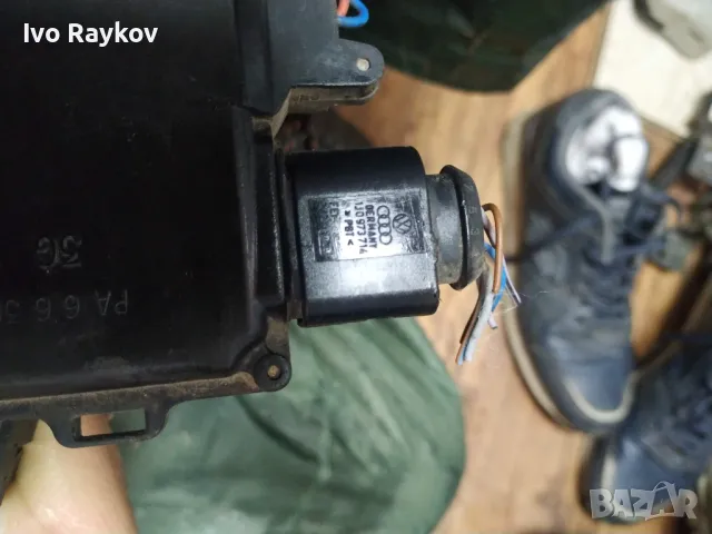 Задна , лява брава за Ауди A4 B6 - A6 C5 , 4B1837015G, снимка 7 - Части - 50276131