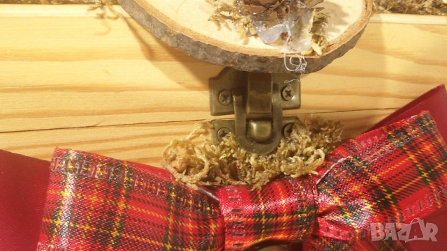 Коледна подаръчна декорация с дървена кутия в целофан, снимка 13 - Декорация за дома - 51708407