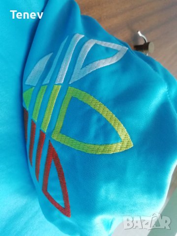 Adidas Chile 62 оригинално мъжко горнище размер S с качулка, снимка 6 - Спортни дрехи, екипи - 42248825