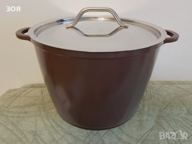 Голяма тенджера с капак.Масвна.17/24см,обем 6,5литра.