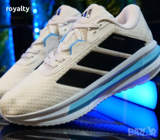 Дамски маратонки Adidas Ures , снимка 2 - Маратонки - 51643637