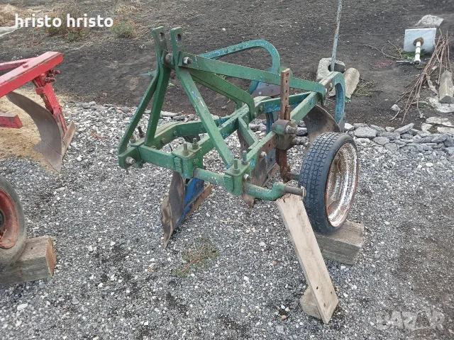 продавам плуг 3х35 и 4х25, снимка 7 - Селскостопанска техника - 56075433