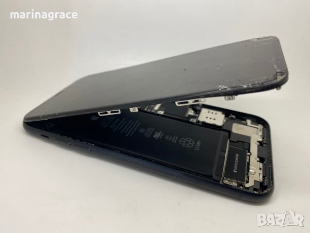 MLgroup предлага смяна на дисплей на iPhone